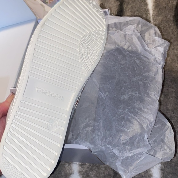 Tretorns from Tuckernuck NyLite Leather White/RoseGold 6.5M - Picture 12 of 12